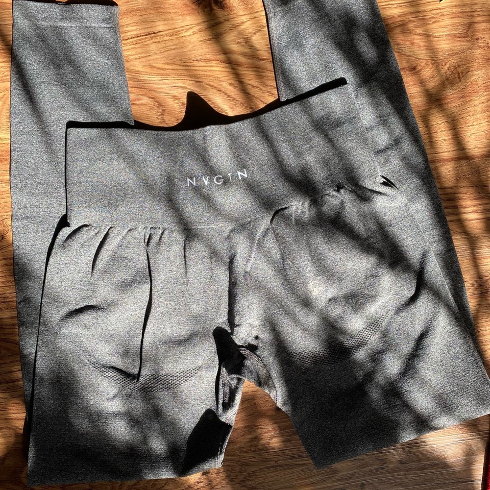 NVGTN Gray Seamless Leggings